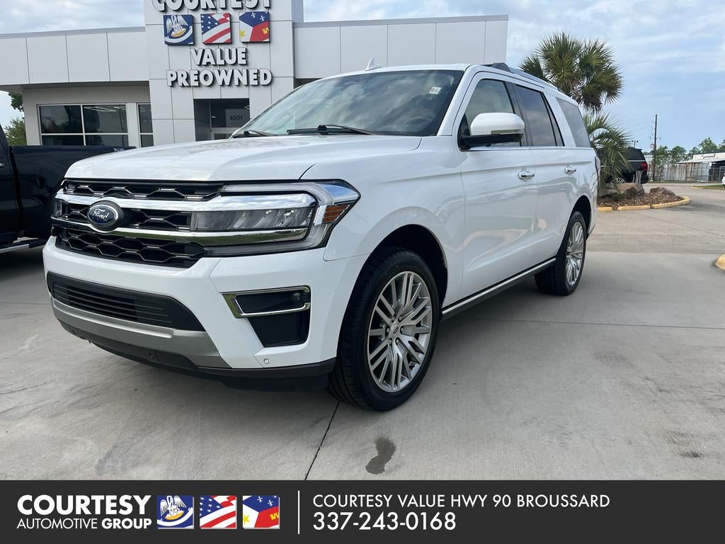2024 Ford Expedition Limited in Oxford White — front three-quarter view