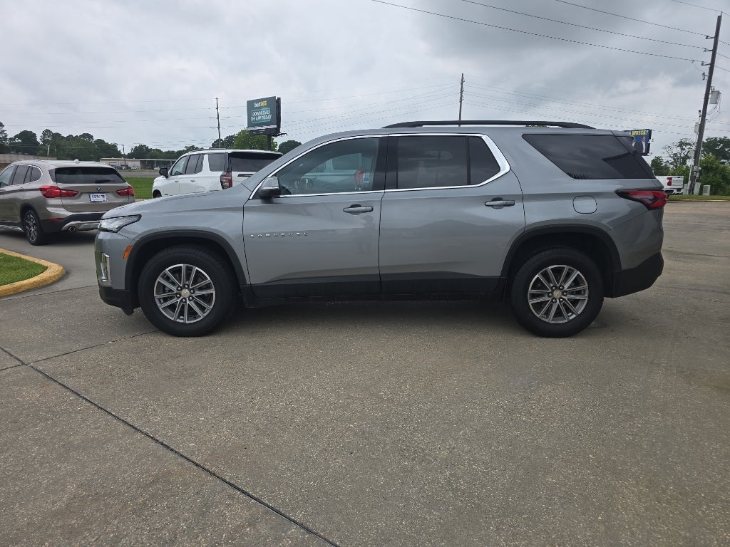 2023 Chevrolet Traverse — side profile view