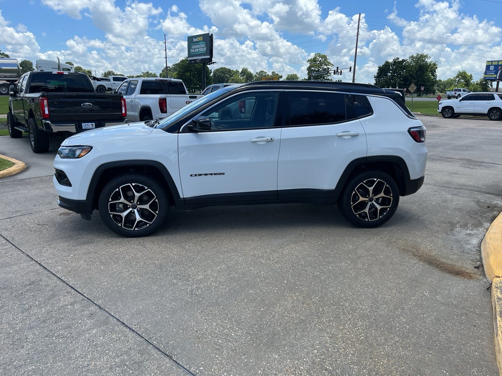 2025 Jeep Compass — side profile view